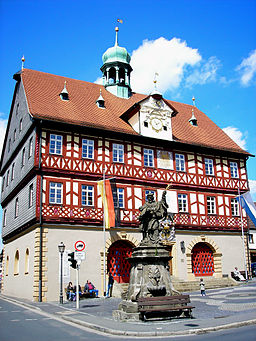 Rathaus der Stadt Bad Staffelstein in Oberfranken (Bayern, Deutschland).