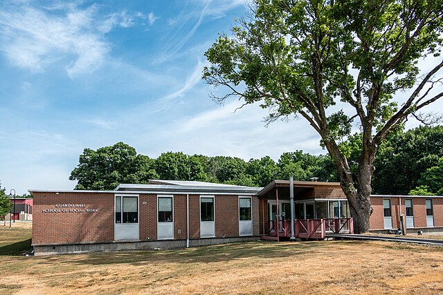 Guardo Hall, School of Social Work