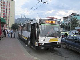 Rocar DeSimon trolleybus (412E) in Piatra Neamt, Romania.jpg
