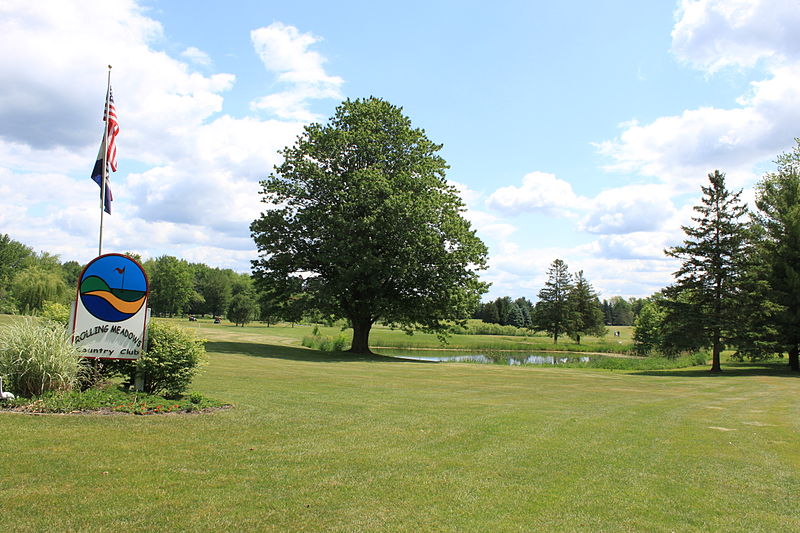 File:Rolling Meadows Country Club Northfield Township Michigan.JPG