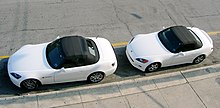 2004 AP2 and 2000 AP1 model S2000s from above--the AP1 has OEM front lip, side strakes, and rear spoiler. S2000 AP1 AP2 top view.jpg