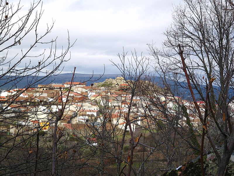 File:SA-Sanchotello panorámica 01.jpg