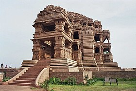 The Sasbahu Temple, Gwalior, built in 1096 CE by Kachchhapaghata dynasty ruler Mahipala (r. c. 1090–1105). of Kachchhapaghat