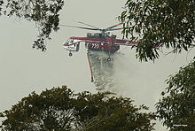 "Shania" (N720HT) dumping water at Mount Kuring-gai in April 2007 Shania N720HT.jpg