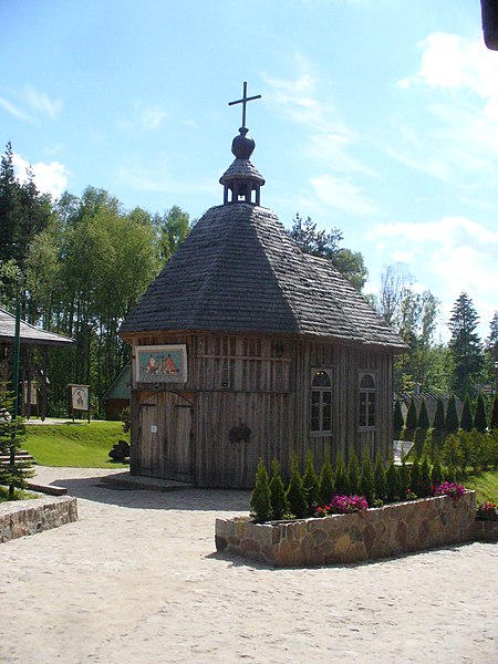 File:Skansen w Szymbarku - panoramio (1).jpg