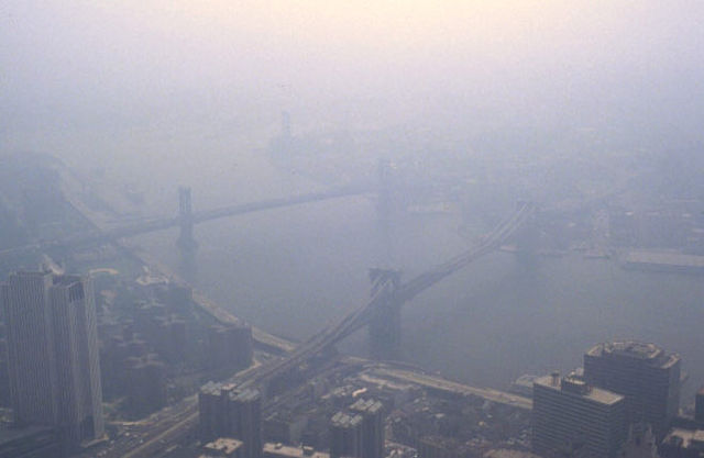 Smog in New York City as viewed from the World Trade Center in 1988