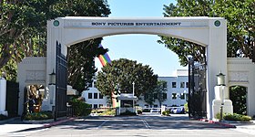 Sony Pictures Entertainment (51637461343).jpg