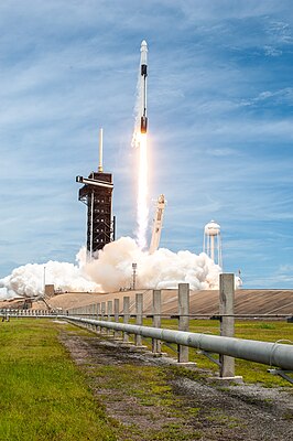 Decolagem SpaceX CRS-22 (KSC-20210603-PH-AWG03 0019).jpg