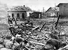 Soviets preparing to ward off a German assault in Stalingrad's suburbs StalingradRus.jpg