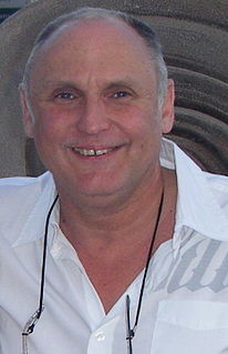 Stephen Molyneux