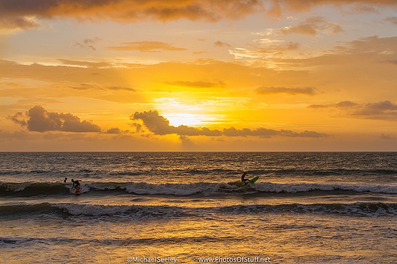 File:Sunrise surfing, pre-Erika (20789123859).jpg