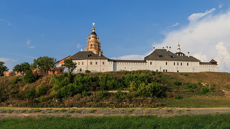 File:Sviyazhsk Uspensky Monastery 08-2016 img5.jpg