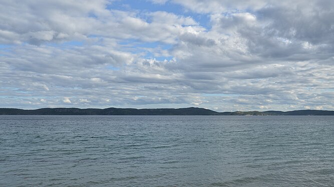 Swale Island across from Sandy Cove