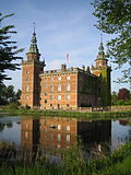 Miniatyrbild för Marsvinsholms slott