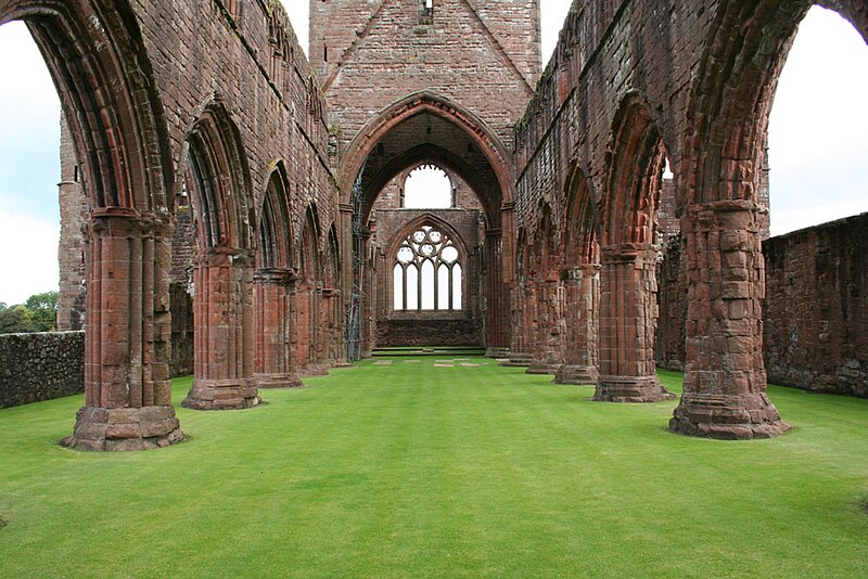 File:Sweetheart Abbey1.jpg