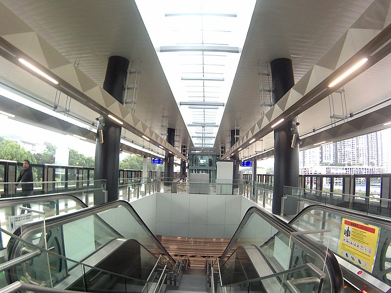 File:Taman Suntex MRT station platform 2.jpg