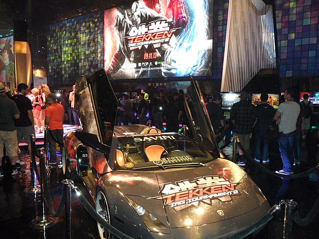 Tekken Tag Tournament 2 showroom