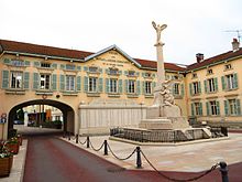 Le monument aux morts