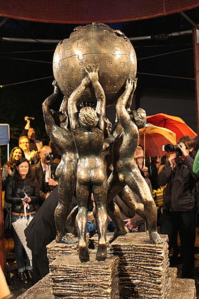 The unveiling of the Wikipedia monument 33.JPG