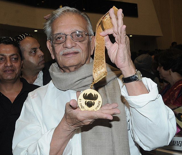 The veteran film lyricist, director, screen writer, producer and poet, Shri Gulzar with the Dadasaheb Phalke Award 2013, presented by the President, S