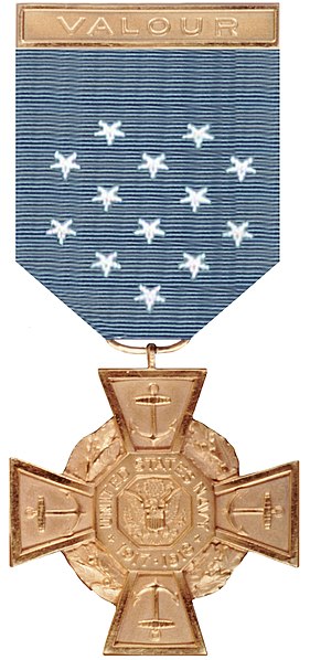 File:Tiffany Cross Medal of Honor.jpg