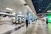 Tiyu Xilu Station Concourse 202005.jpg