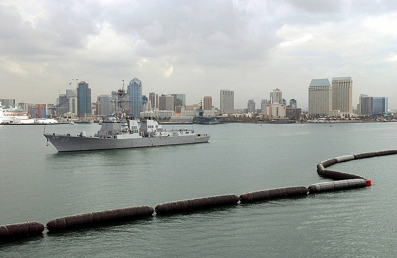 File:USS McCampbell (DDG-85).jpg