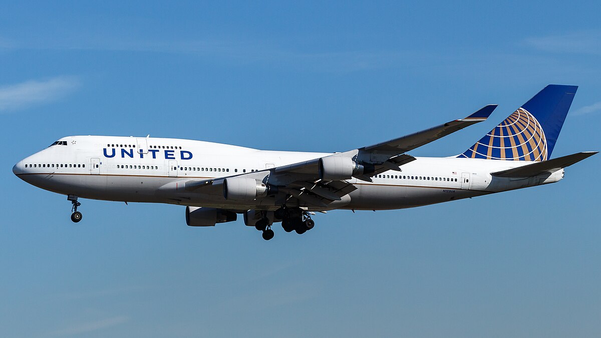 File:United Airlines Boeing 747-400 (N122UA) at Frankfurt Airport