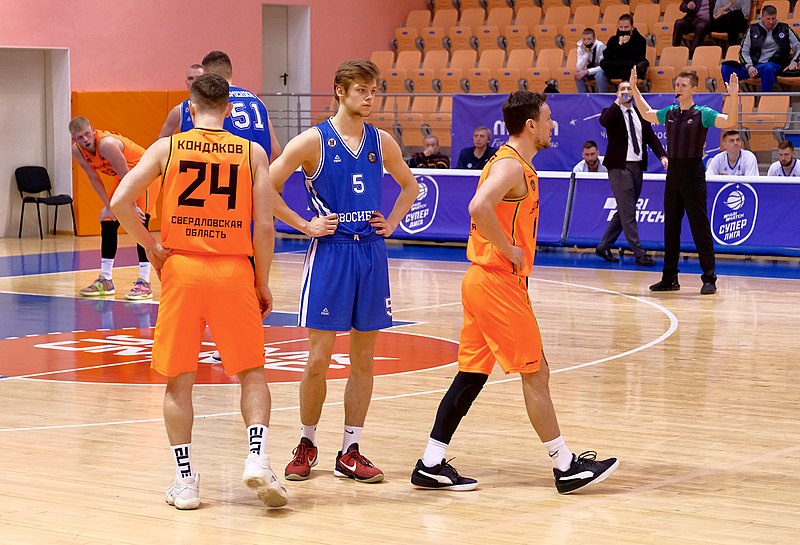 File:Uralmash VS Novosibirsk (2022-04-02) 59.jpg