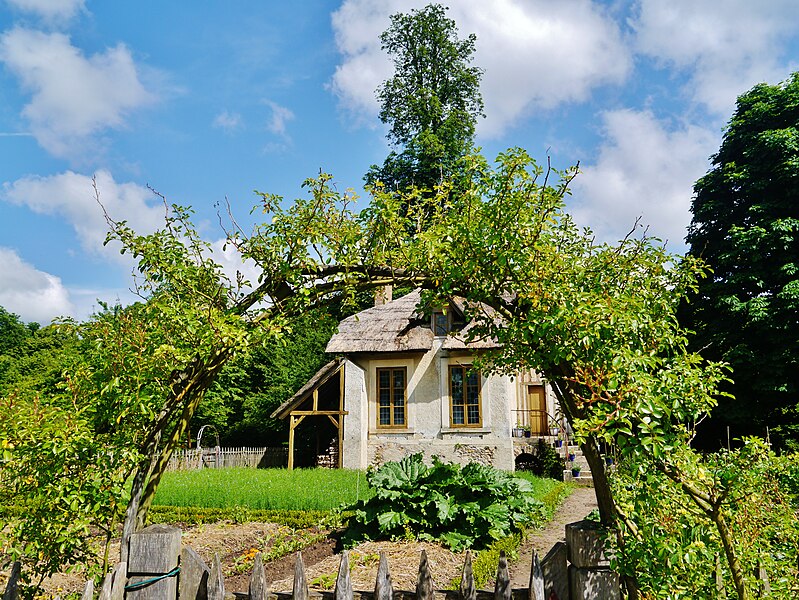 Hameau de la Reine Boudoir