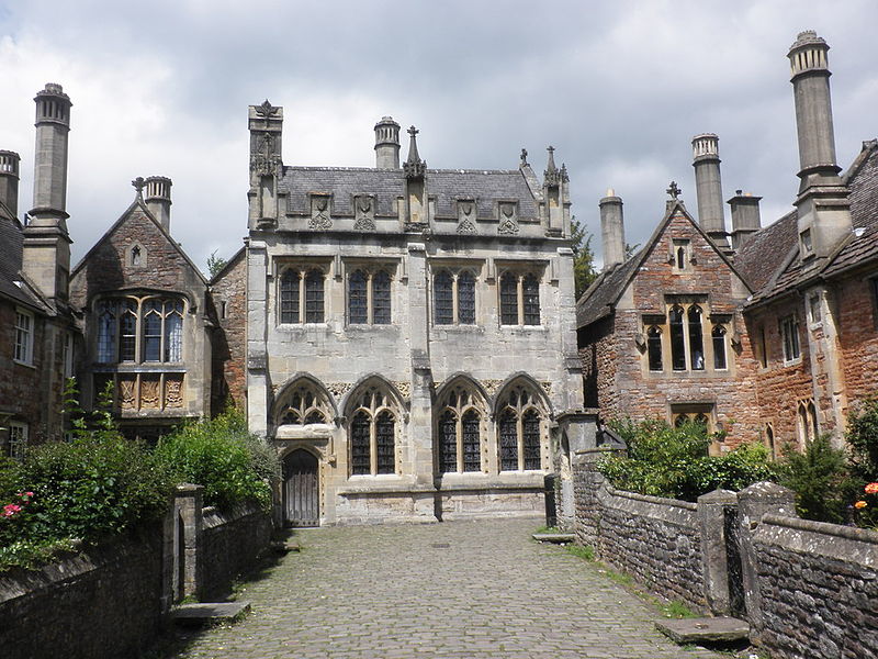 File:Vicars Chapel, Wells (geograph 3016732).jpg