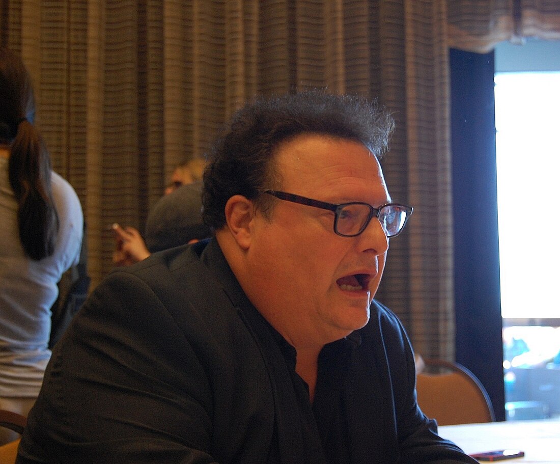 File:Wayne Knight2013.jpg