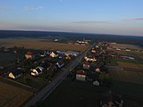 Panorama wsi Kolonia Biskupska, widoczna droga w kierunku Olesna.