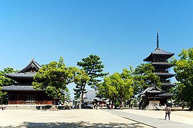 Zentsu-ji in Zentsu-ji City Kagawa pref16s5s4020.jpg