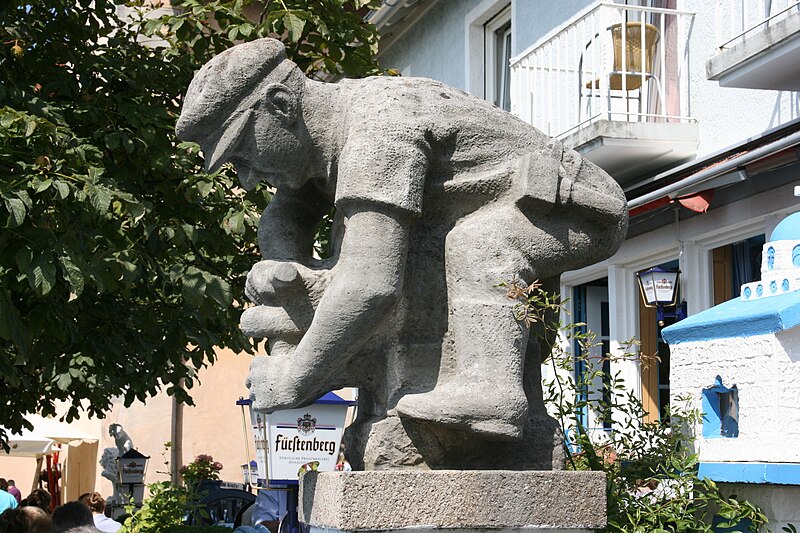 File:Überlingen - Seepromenade 03 ies.jpg