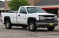 2003 Chevrolet Silverado 2500HD regular cab 4x4, front right view