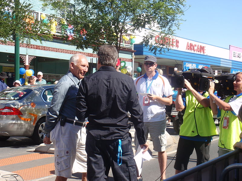 File:2010 0120 tour down under GAWLER (15) (6937474340).jpg