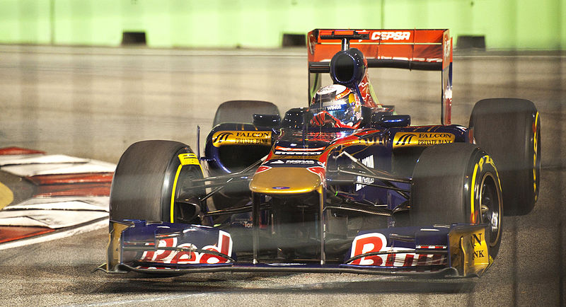 File:2011 Singapore GP - Toro Rosso.jpg