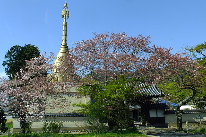 File:2016-04-11Houkouin,Nishiwaki 西脇市宝光院のパゴダと桜 DSCF8510.JPG