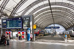 2017-06-02 Dresden Hauptbahnhof 3.jpg