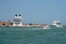 Cruise ships access the port of Venice through the Giudecca Canal. 2017 06 Venezia Terminal Passeggeri - Giudecca Canal 2629.jpg