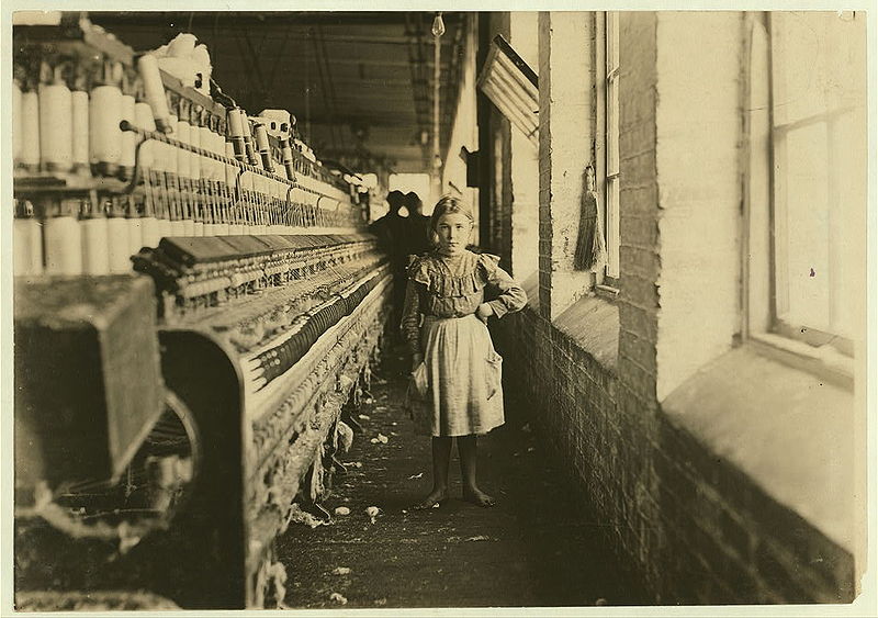 File:A little spinner in a Georgia Cotton Mill.jpg