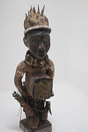 Figure de pouvoir nkisi, Musée ethnologique de Berlin.