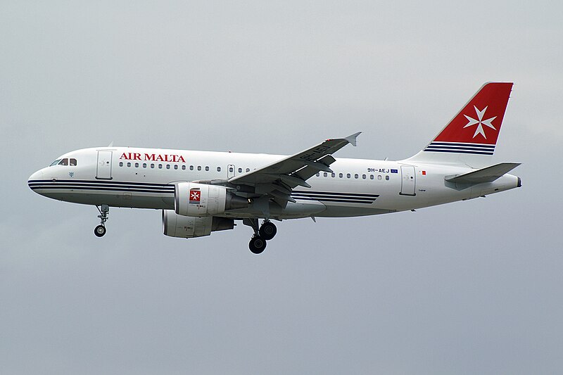 File:Air Malta Airbus A319-111 9H-AEJ (26637137412).jpg