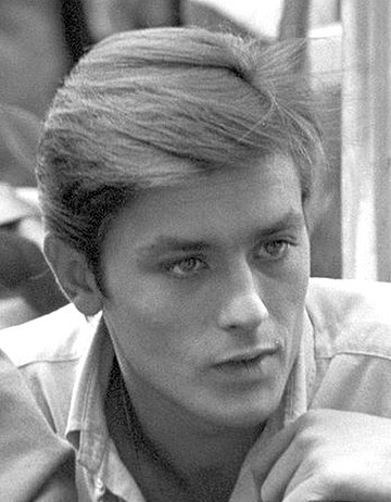 File:Alain Delon 1959 Rome.jpg