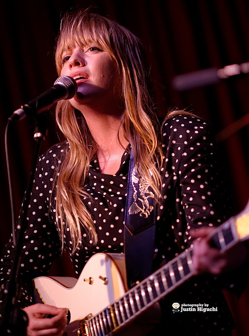 Alexz Johnson 02 26 2015 -7 (16641138636)