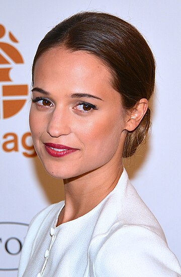 File:Alicia Vikander 2013.jpg