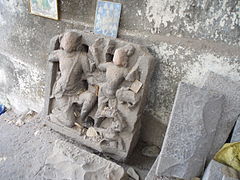 Ancient statues around Banganga Tank, Walkeshwar