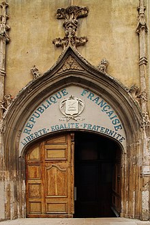 Aups - Collegiale Saint-Pancrace (1).JPG