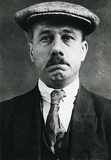B. Traven aka Red Marut arrest photo in London 1923 (front).jpg